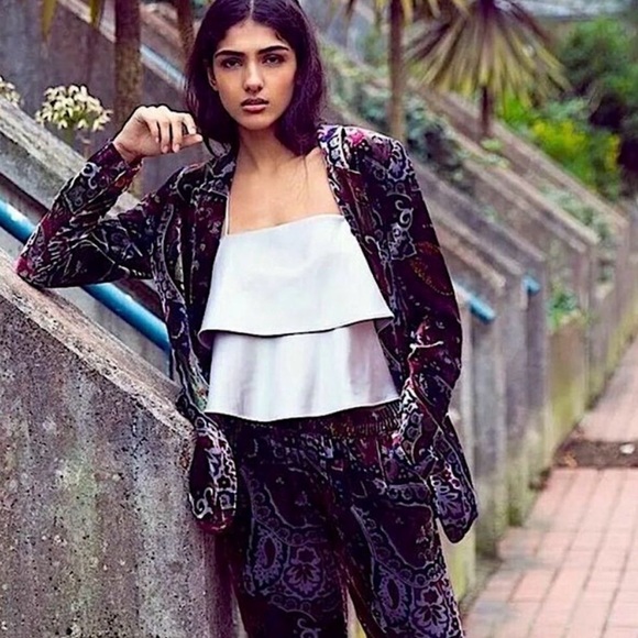 ZARA Mulberry Silk Paisley Print Velvet Blazer Sz M Boho Eclectic Romantic - Picture 3 of 15